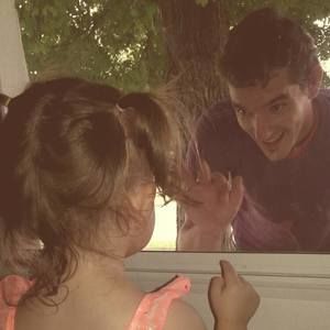 Meet your Posher, Dustin